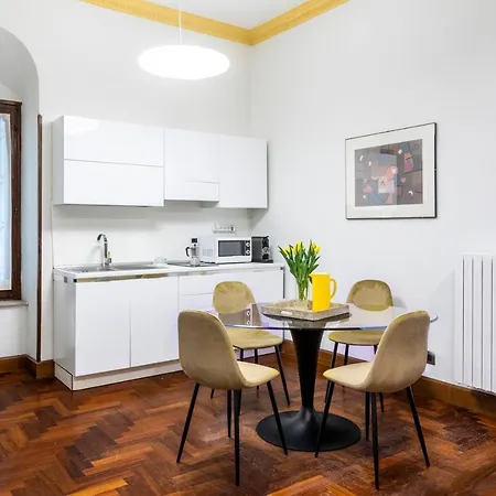 Deza Nazionale Joy Apartment *
