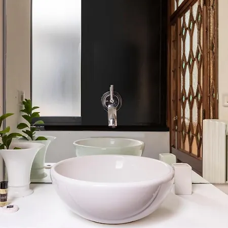Deza Nazionale Joy Apartment Rome